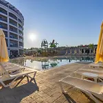 Hotel Moon Palace 5*