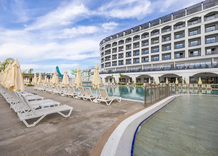 Moon Palace Ξενοδοχείο 5*