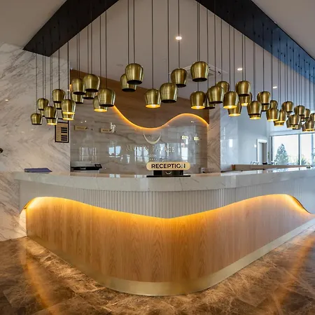 Moon Palace Hotel