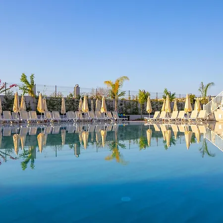 Ξενοδοχείο Moon Palace 5*