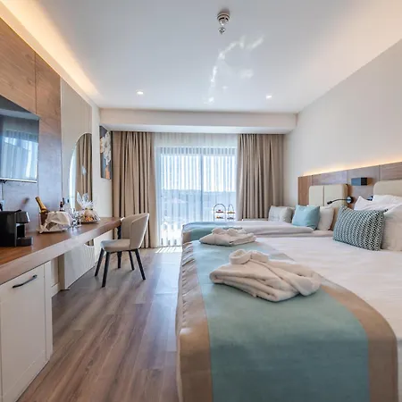 Ξενοδοχείο Moon Palace 5*